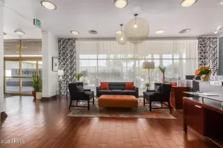 Photo #6: 6962376 Listing 