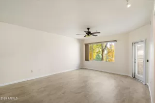 Photo #6: 6962430 Listing 