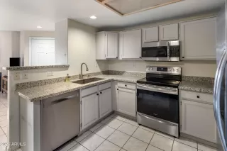 Photo #4: 6962433 Listing 