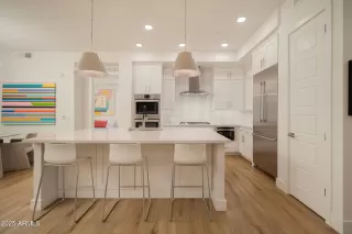 Photo #3: 6962516 Listing 