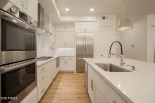 Photo #4: 6962516 Listing 