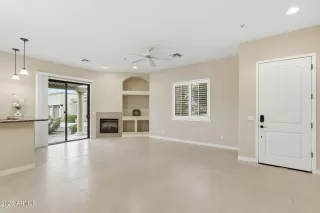 Photo #6: 6962561 Listing 