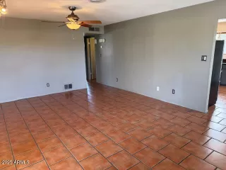 Photo #2: 6962605 Listing