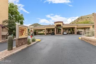 Photo #2: 6962623 Listing 