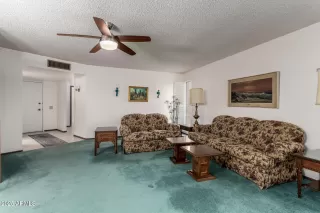 Photo #3: 6962699 Listing