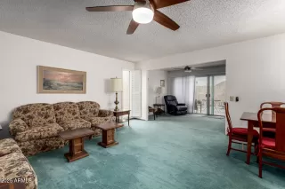 Photo #4: 6962699 Listing