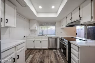 Photo #1: 6962764 Listing 