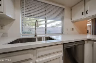 Photo #6: 6962764 Listing 