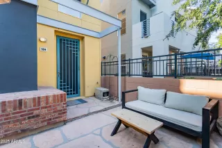 Photo #6: 6962829 Listing 