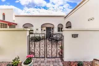 Photo #4: 6962966 Listing