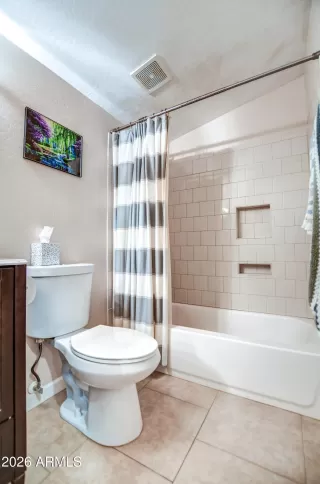 Photo #6: 6962967 Listing 