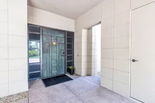 Photo #1: 6963015 Listing 