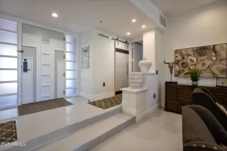 Photo #2: 6963015 Listing 