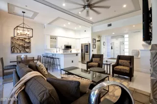 Photo #4: 6963015 Listing 