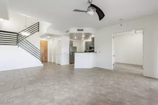 Photo #3: 6963092 Listing