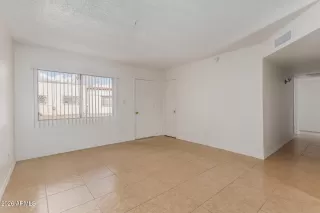 Photo #2: 6963118 Listing 