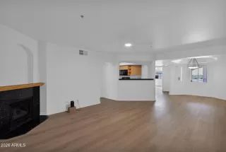 Photo #5: 6963125 Listing 