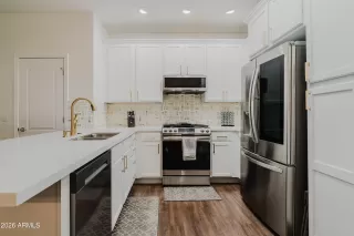 Photo #1: 6963229 Listing 