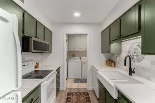 Photo #5: 6963232 Listing 