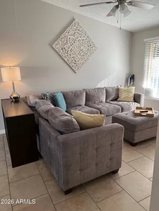 Photo #3: 6963259 Listing