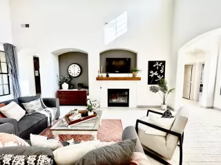 Photo #6: 6963287 Listing 