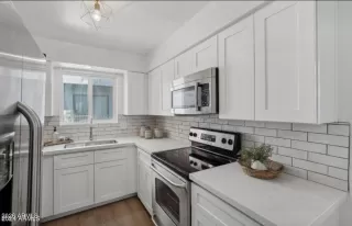 Photo #3: 6963294 Listing 