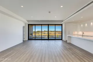 Photo #3: 6963323 Listing 