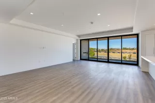 Photo #4: 6963323 Listing 