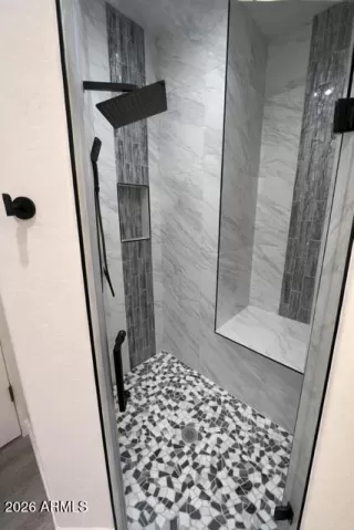 Photo #3: 6963415 Listing 