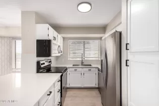 Photo #6: 6963513 Listing 