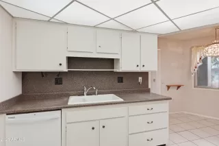 Photo #5: 6963799 Listing