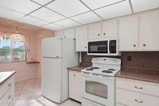 Photo #6: 6963799 Listing