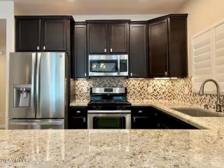 Photo #1: 6963888 Listing 