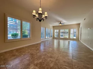 Photo #5: 6963888 Listing 