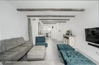 Photo #6: 6963892 Listing 