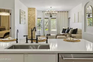 Primary Photo for MLS#: 6963973