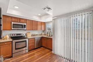 Photo #5: 6964002 Listing 