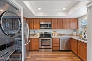 Photo #6: 6964002 Listing 