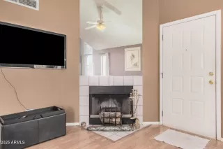 Photo #5: 6964736 Listing 