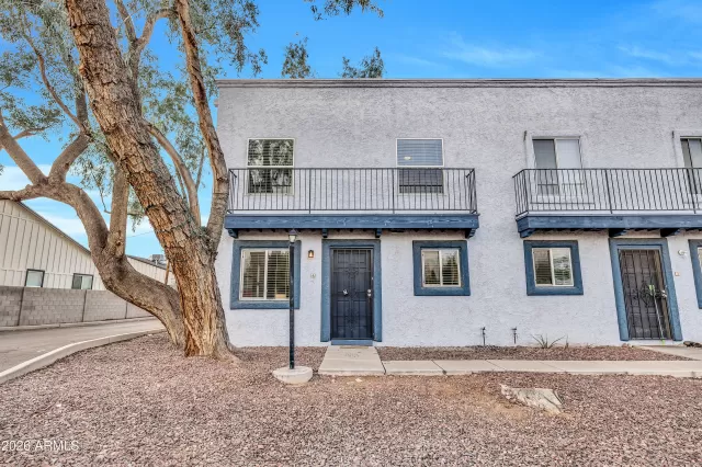 MLS: 6964763 Condo For Sale