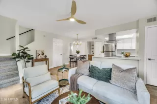 Photo #6: 6964763 Listing