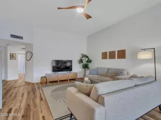 Photo #5: 6964790 Listing 