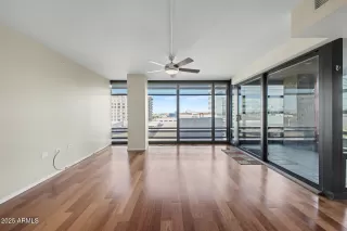 Photo #1: 6964856 Listing