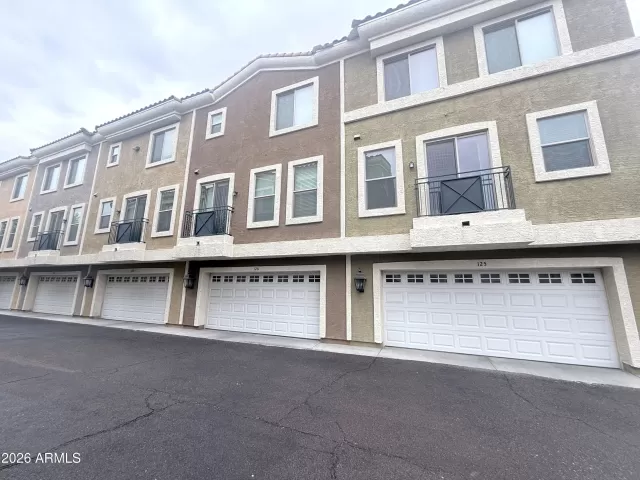 MLS: 6964914 Condo For Sale