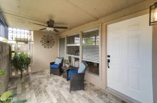 Photo #3: 6964985 Listing