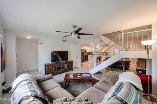 Photo #2: 6965044 Listing 