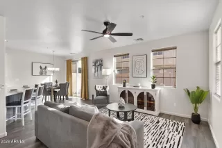 Photo #2: 6965124 Listing 