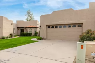 Photo #2: 6965149 Listing 