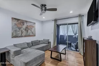 Photo #4: 6965238 Listing