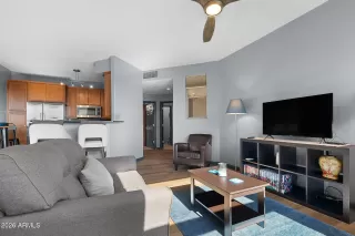 Photo #3: 6965358 Listing 